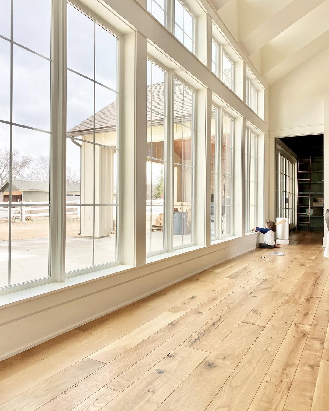 Full-Height Window Grid