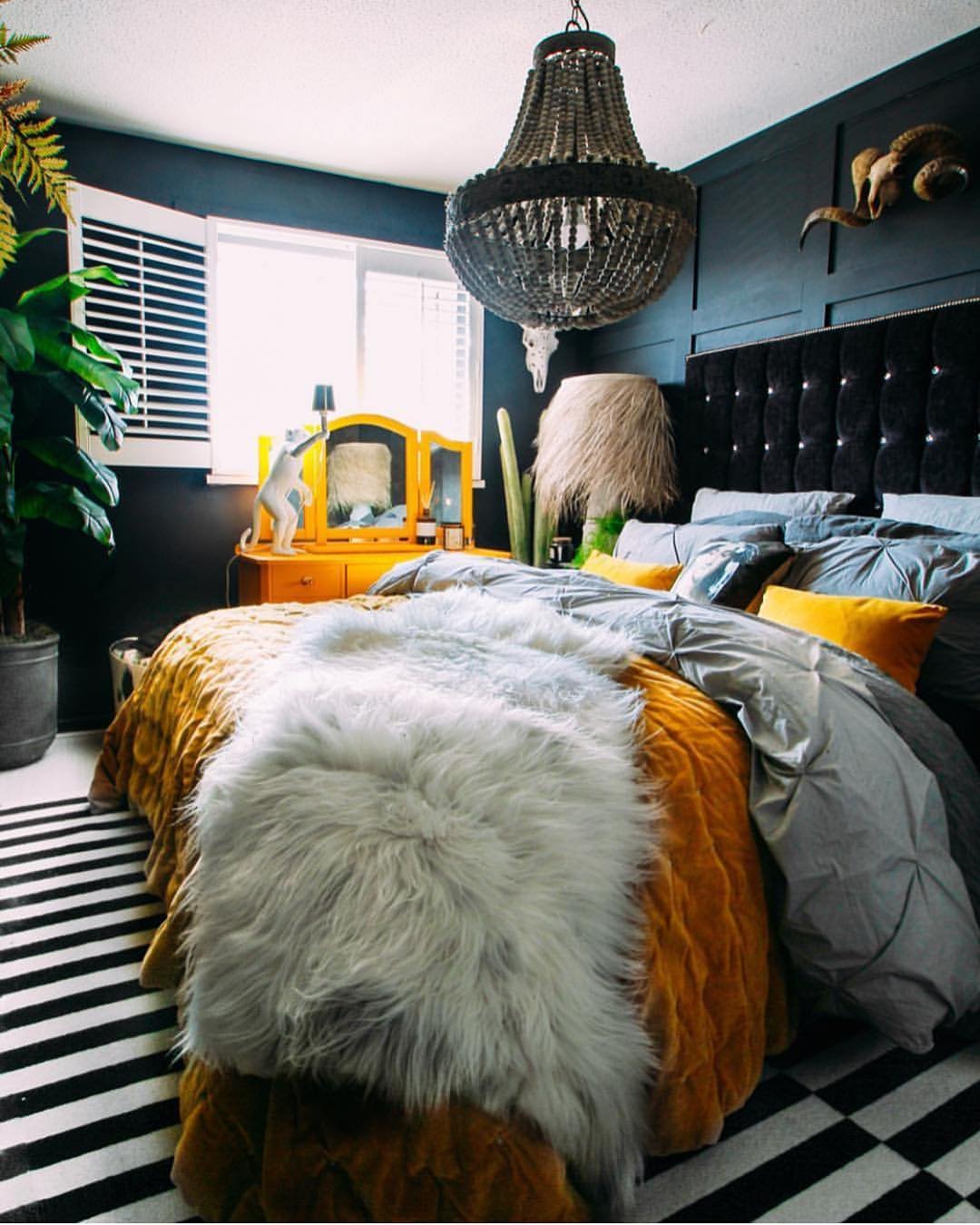 Glam Energy with an Eclectic Feel 9