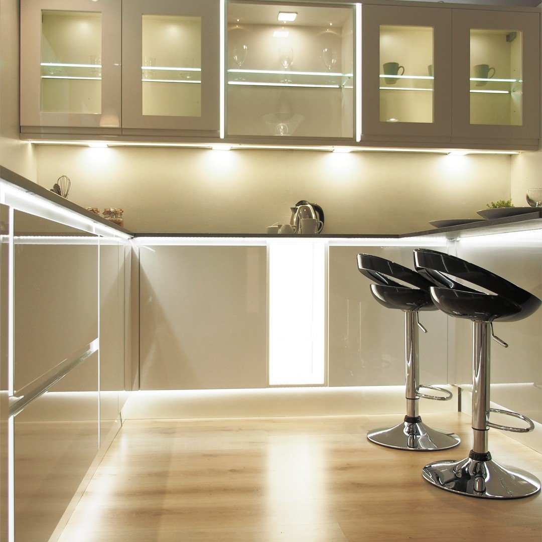 Glossy Handleless Kitchen