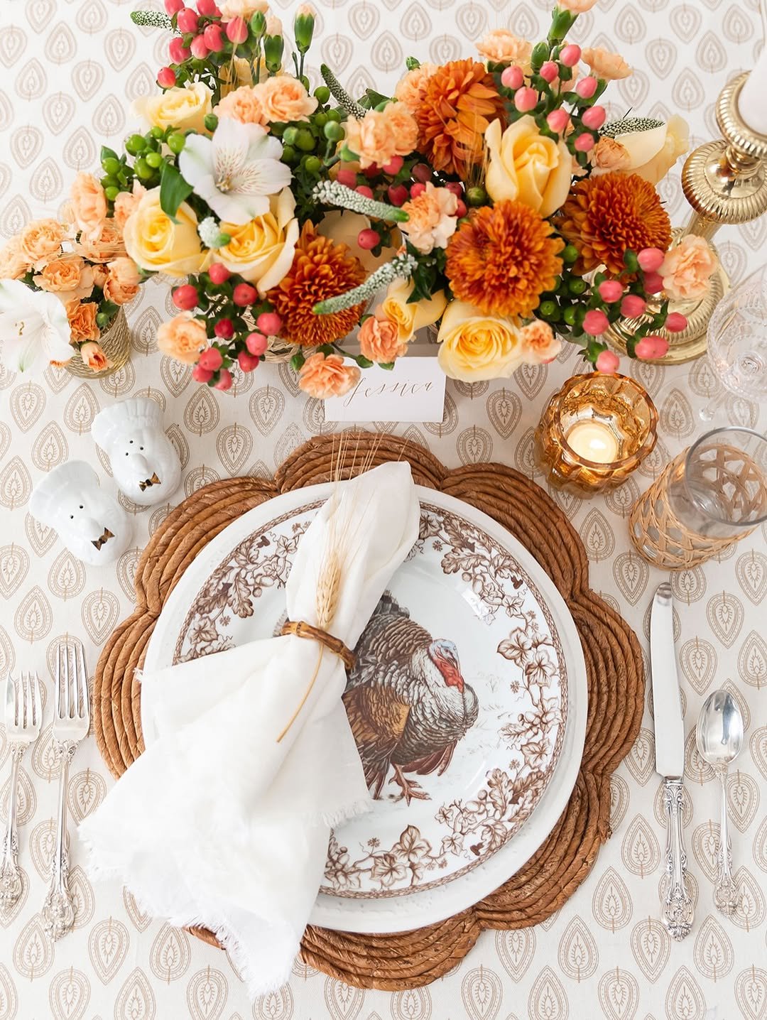 Harvest Table in Sage