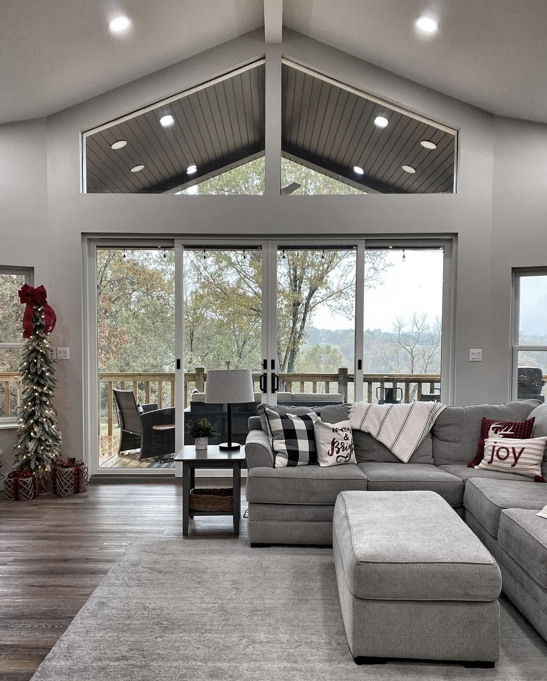 Holiday Vaulted Glass Window Design
