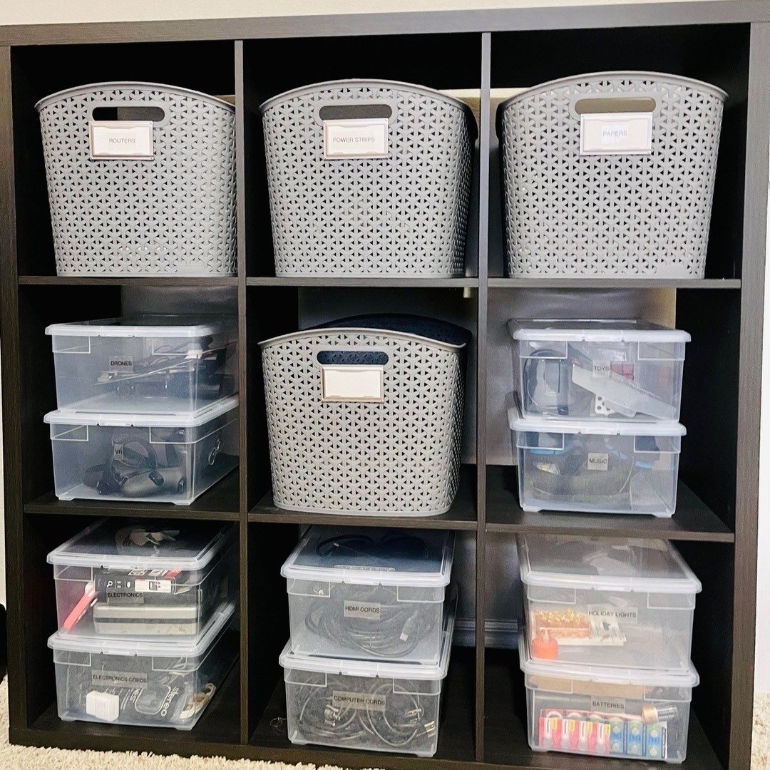 Labeled Cube Storage Hub