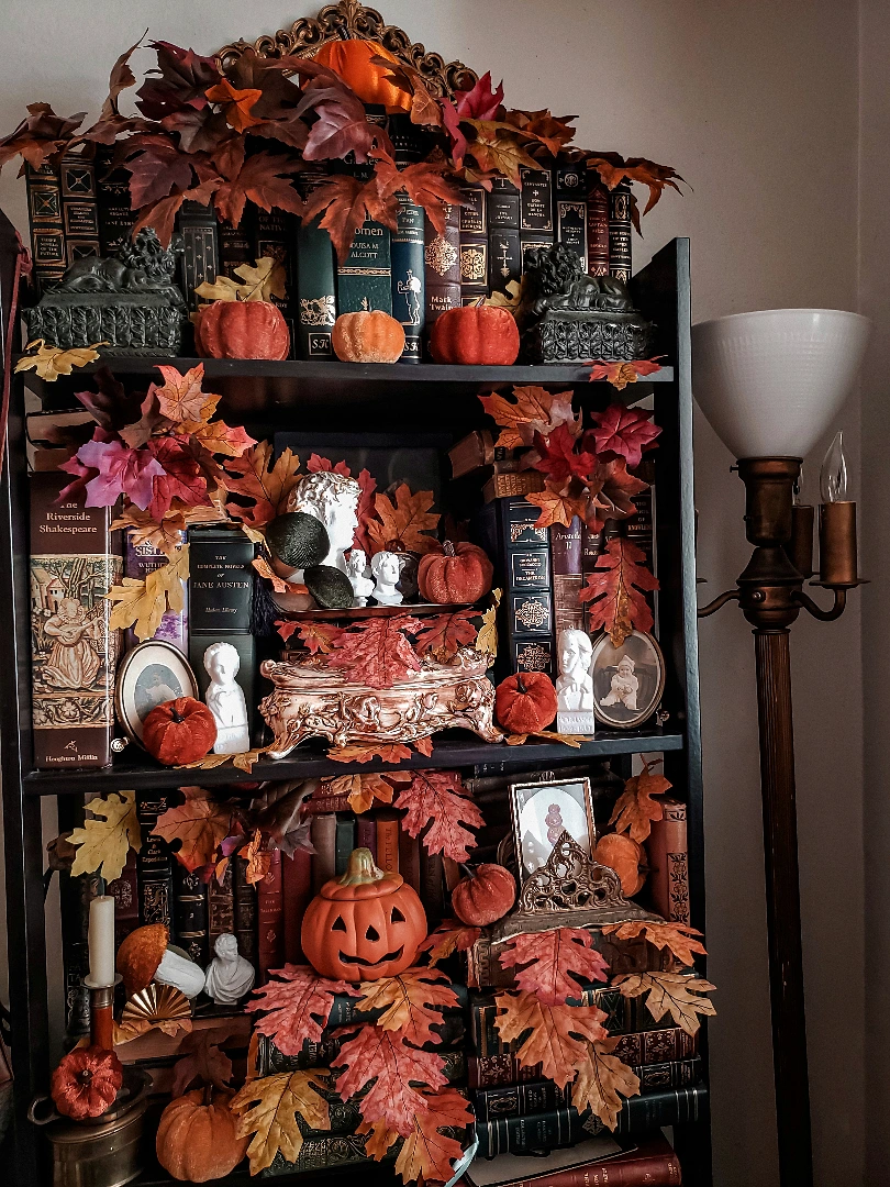Layered Leaf Covered Shelf Decor