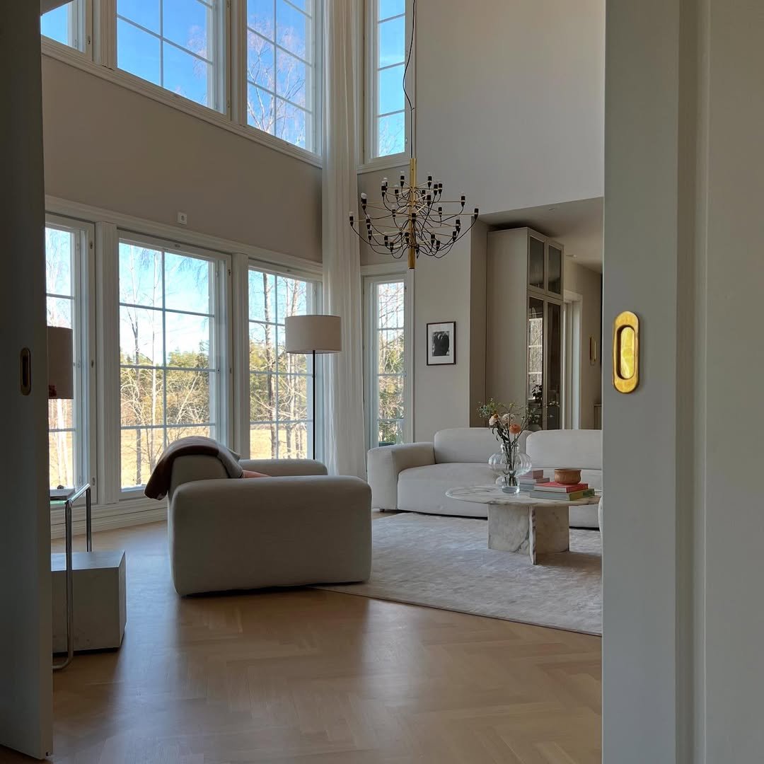 Light Filled Soaring Lounge