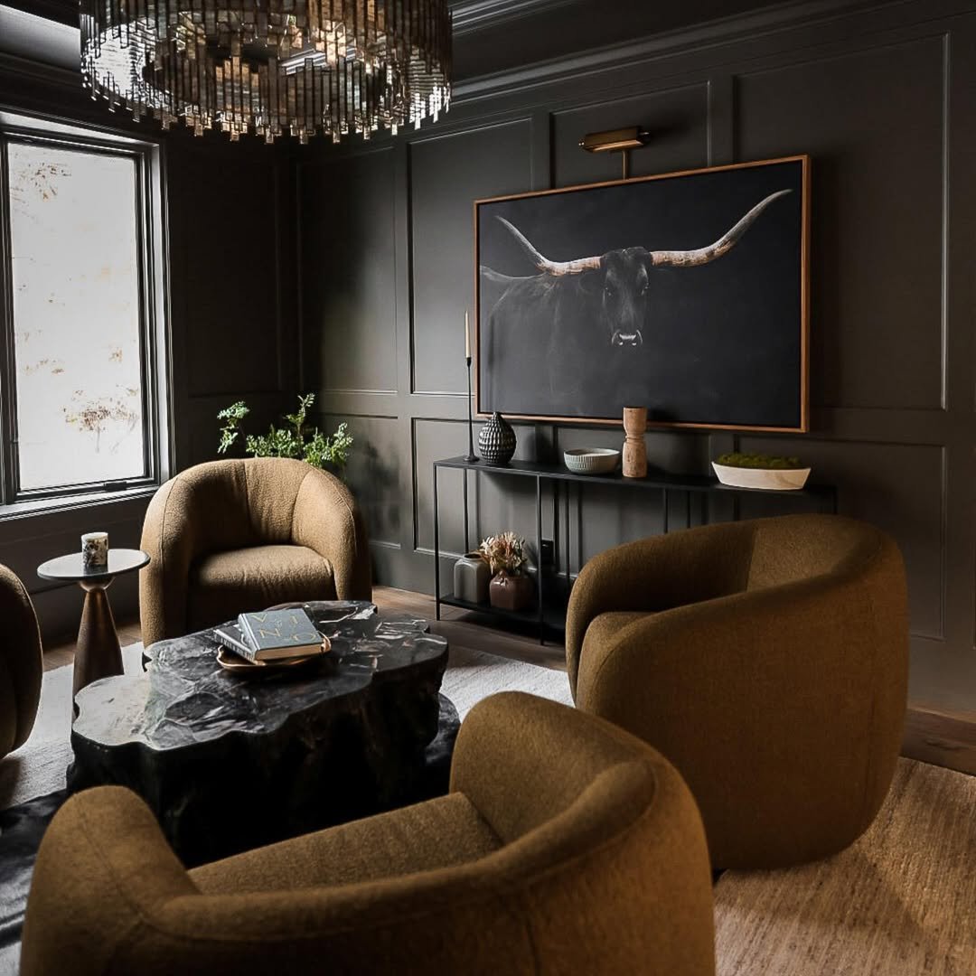 Longhorn Sitting Room