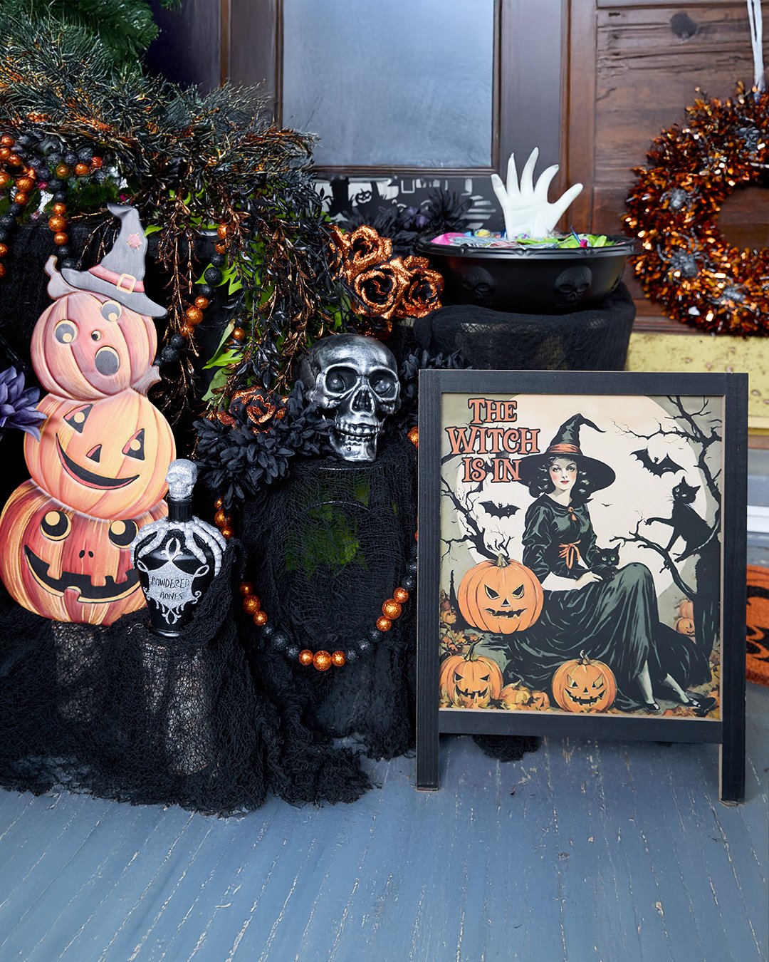 Low-Cost Halloween Corner Display