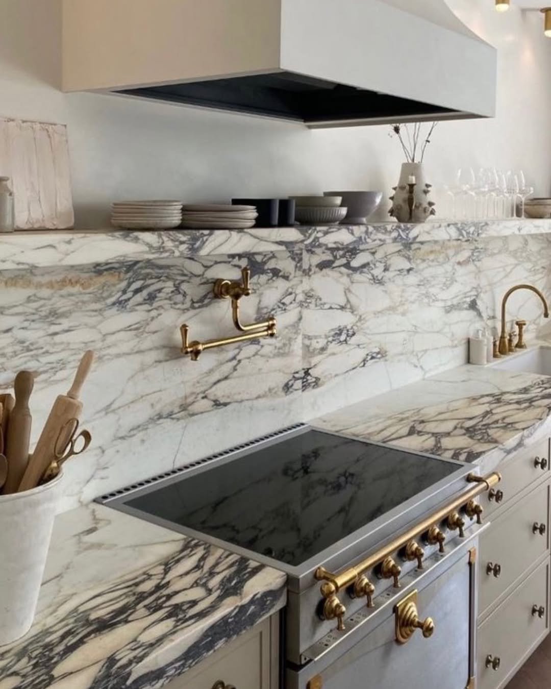 Minimal Marble Ledge