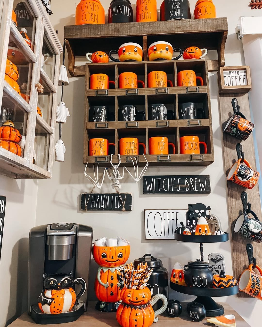 Mug Collection Rack Storage