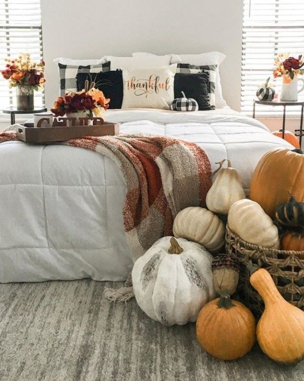 Non-Spooky Fall Bedroom Decor