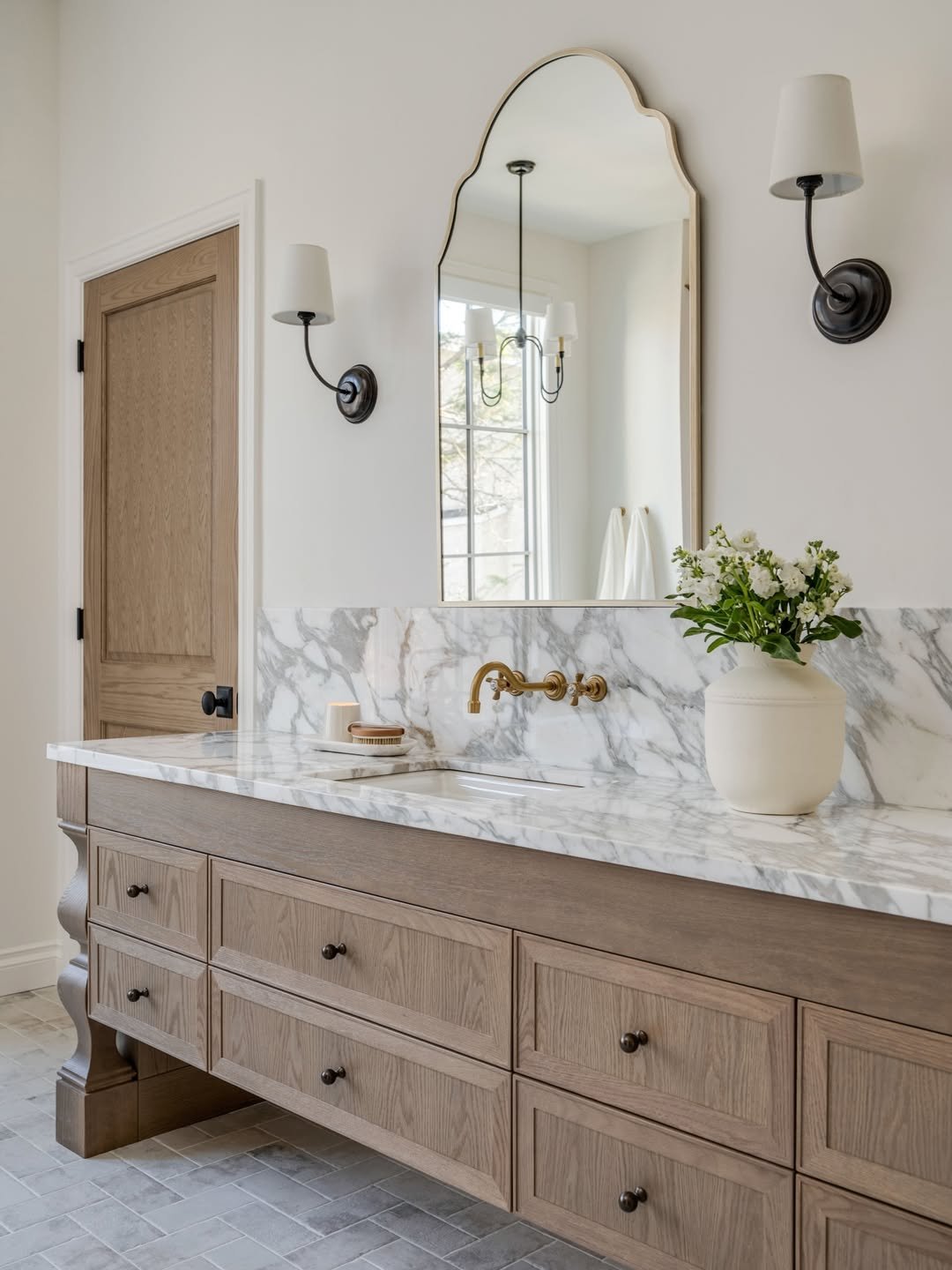 Oak Vanity in Old World Style