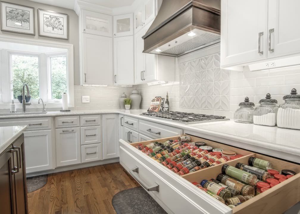 Pull-Out Drawer for Spices