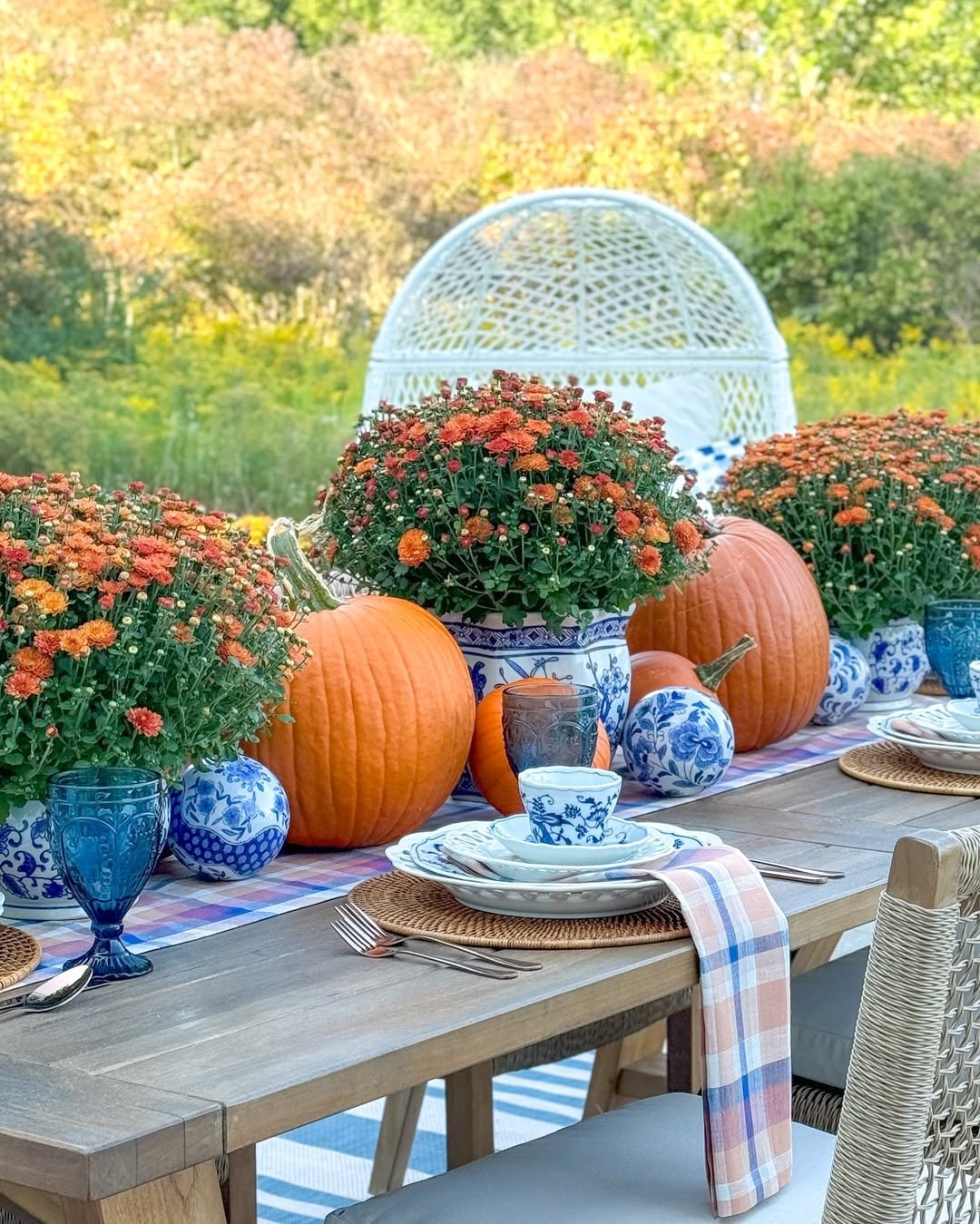 Pumpkin Table for a Blue and White Garden Party