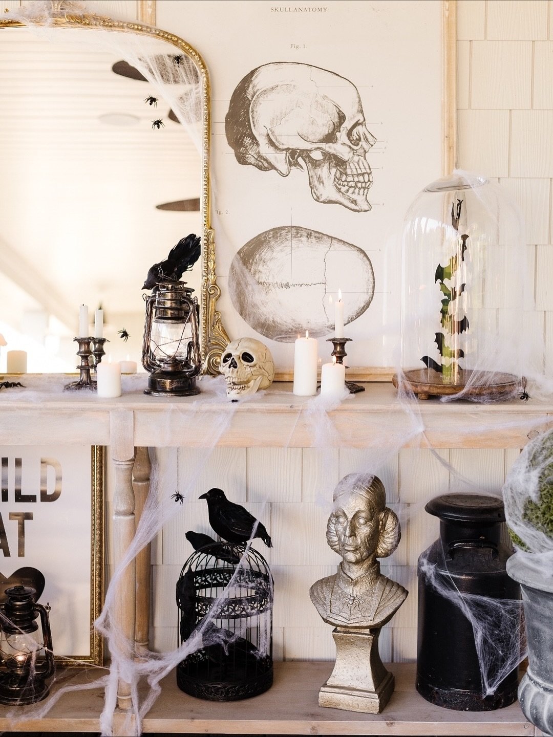 Restrained Halloween Home Decor