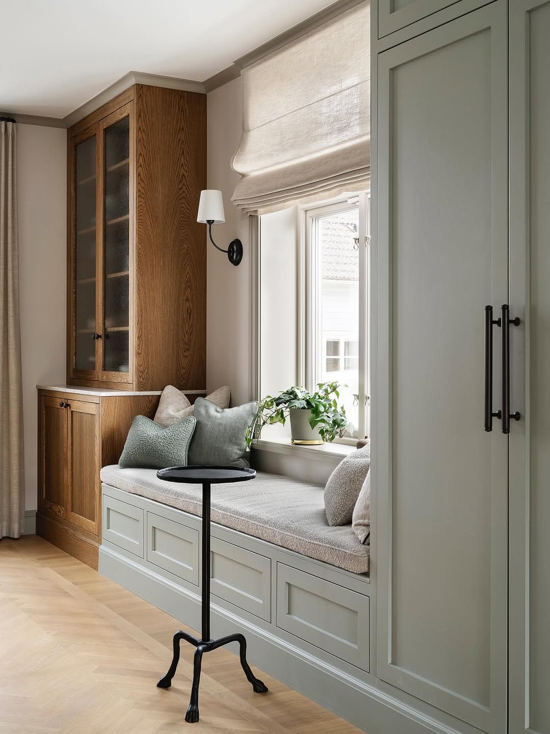 Sage Built-In Window Seat