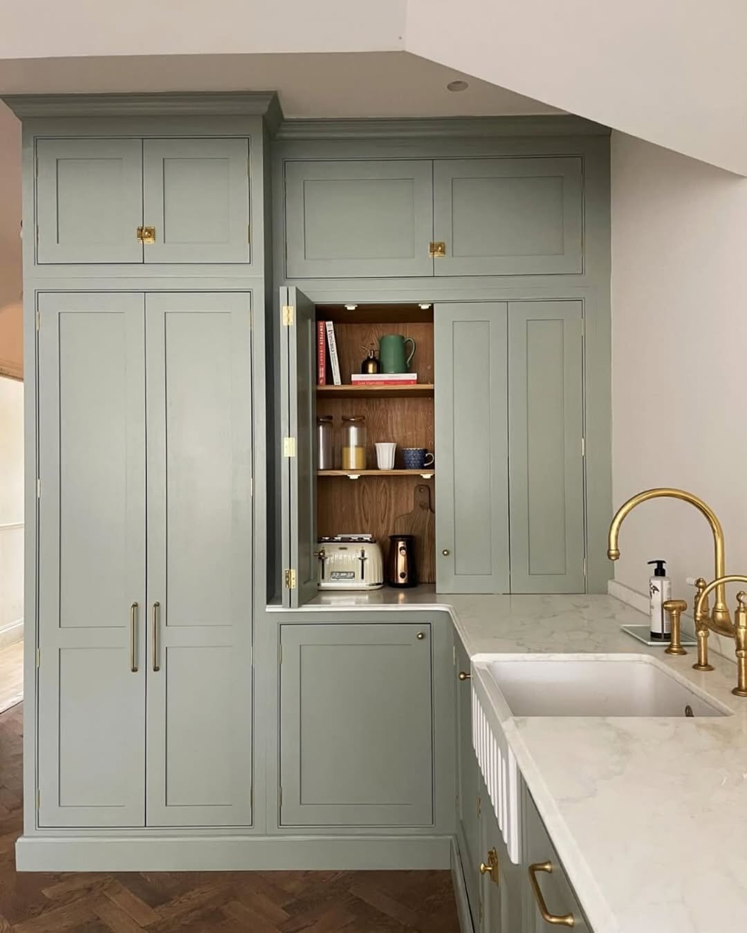 Sage Folding Appliance Storage