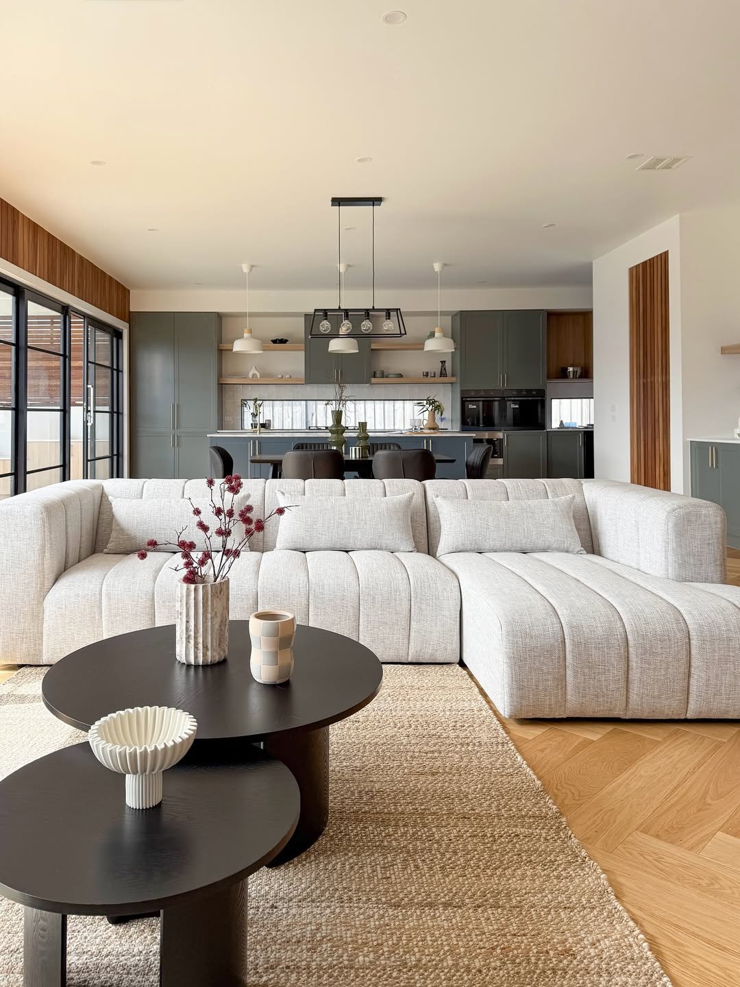 Sculptural Sofa Focus