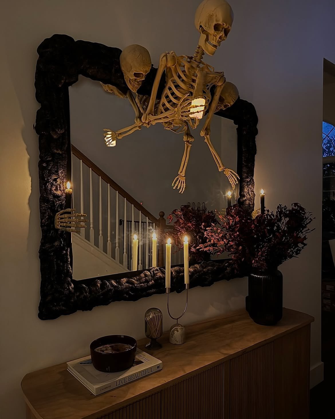 Single Mirror Halloween Scene