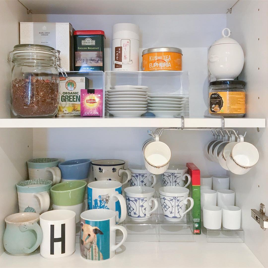 Slim Hooked Mug Rail