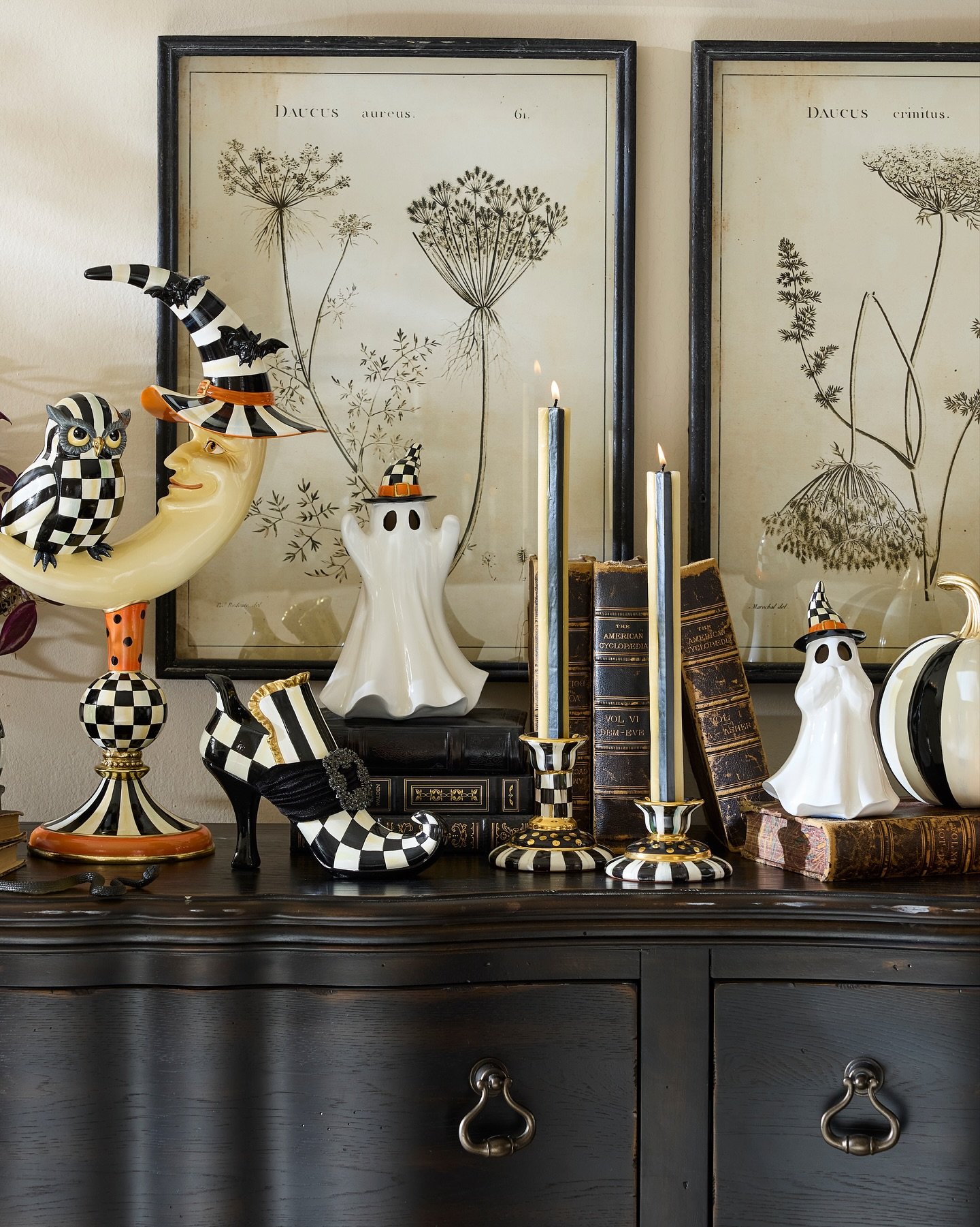 Small Black and White Sideboard Vignette