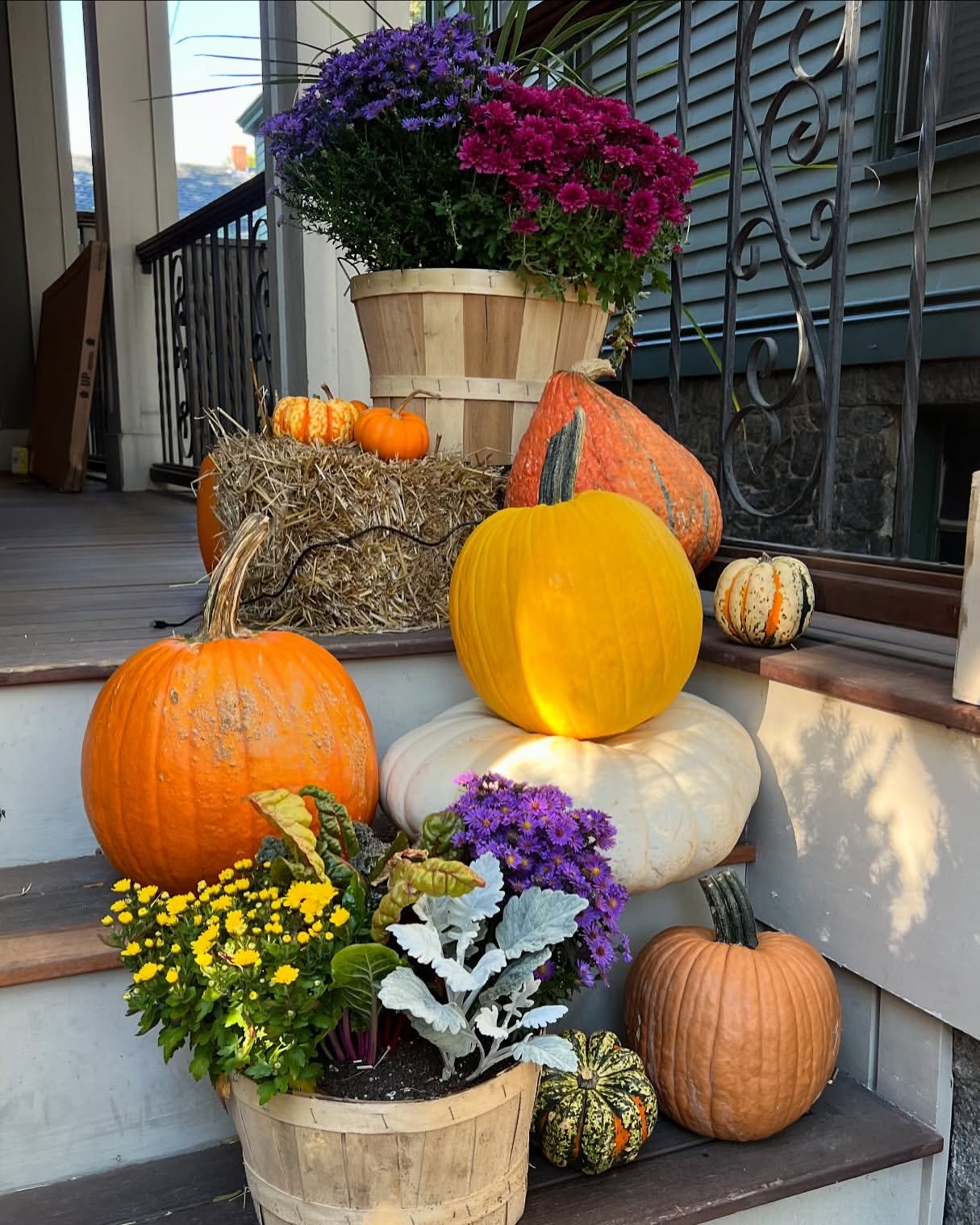 Small Space Full Pumpkin Display