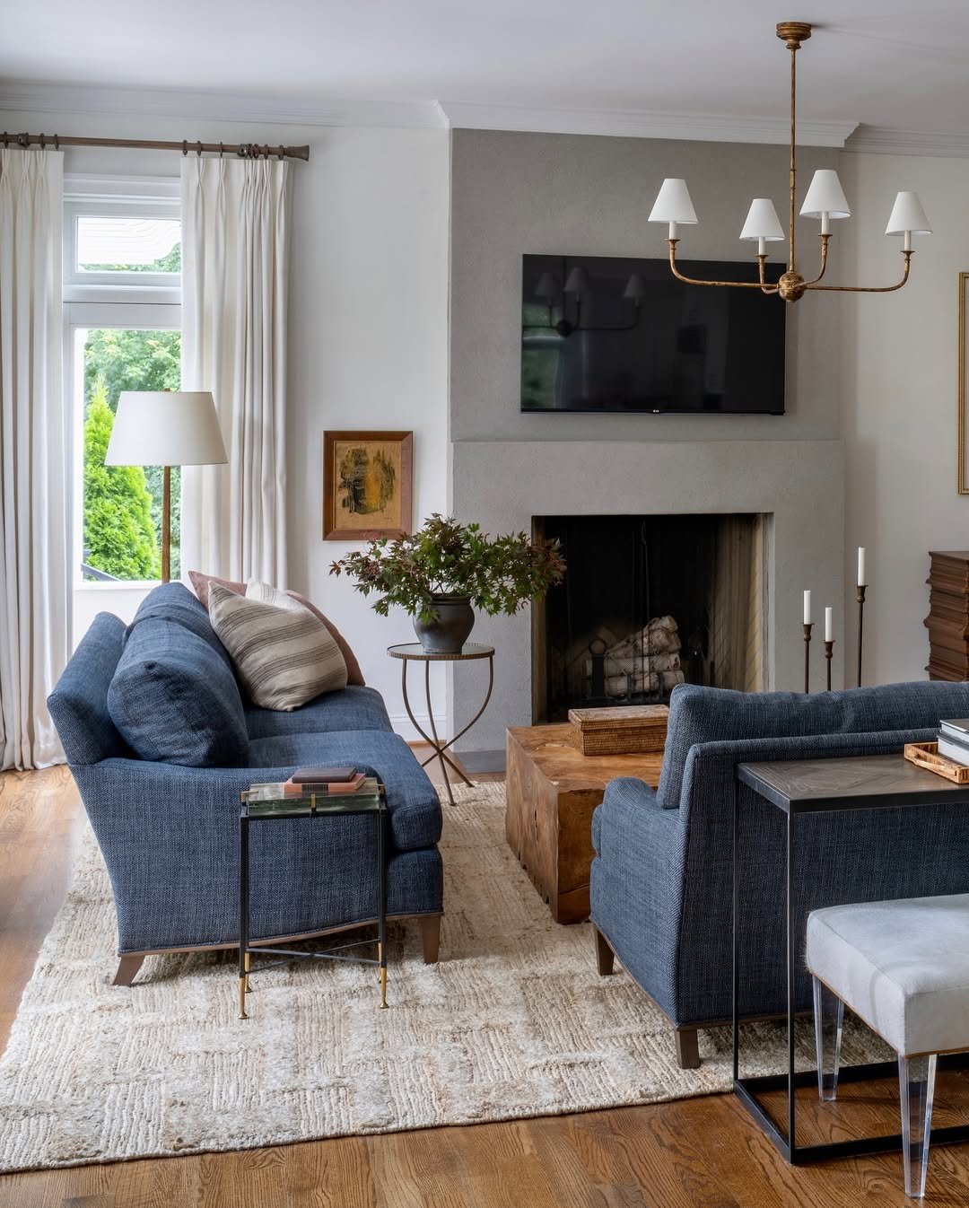 Sofa Symmetry in Blue