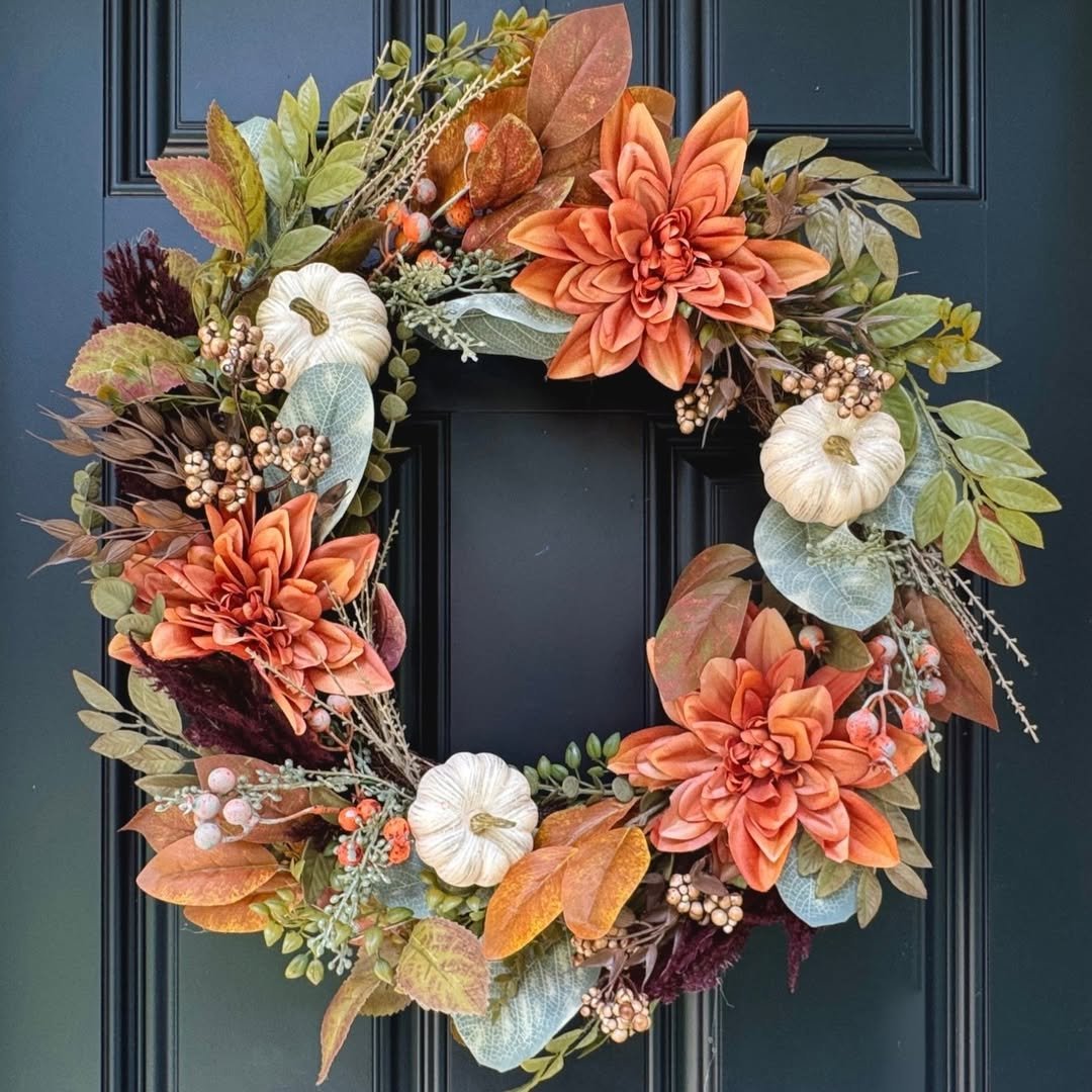 Soft Floral Wreath With Pumpkins