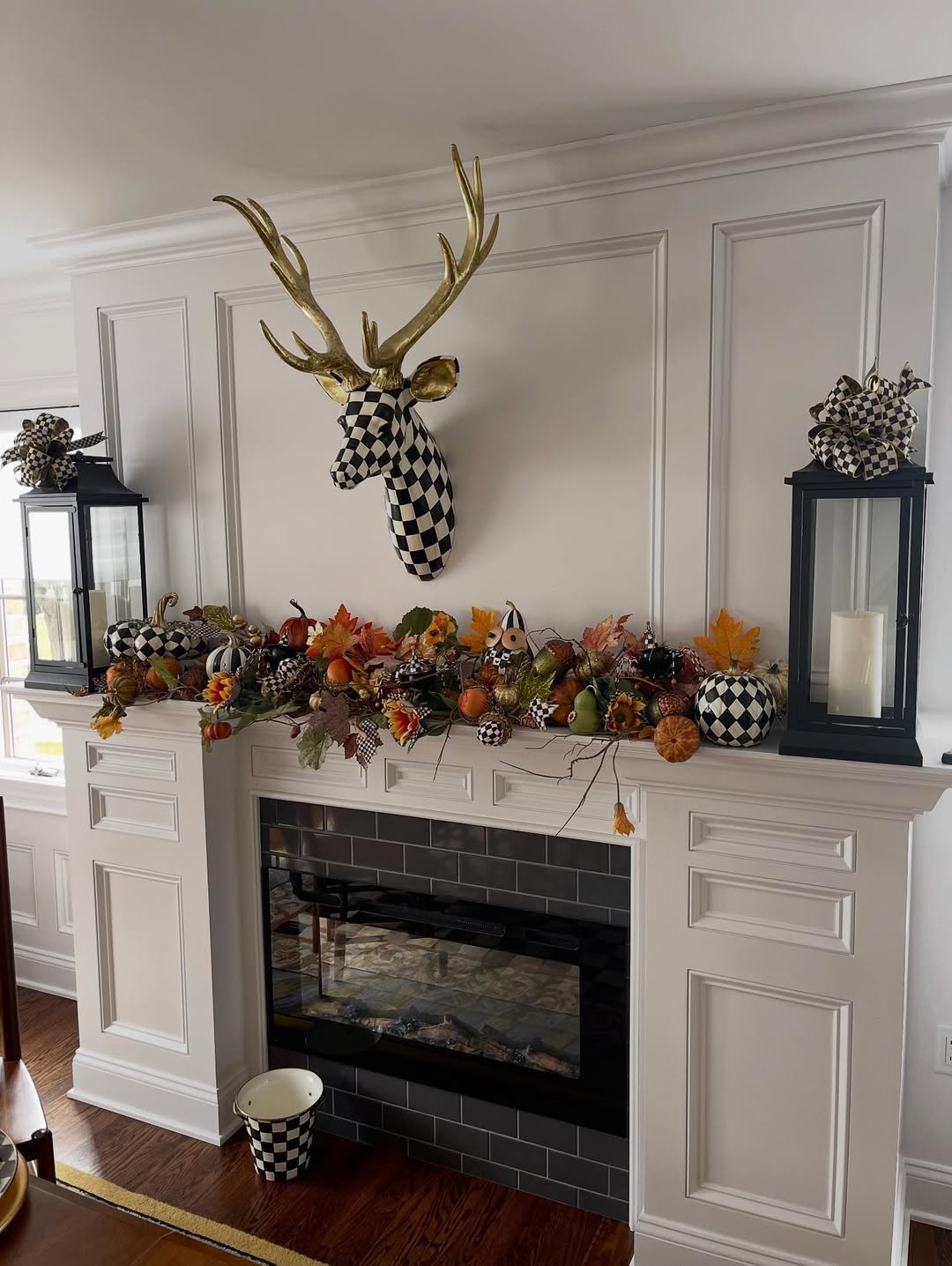 Stag Mantle in Checks