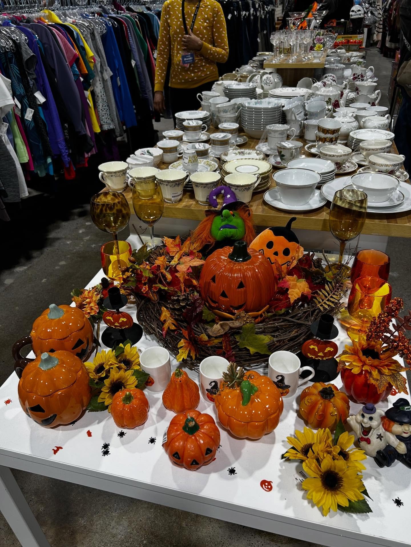 Thrifted Halloween Display