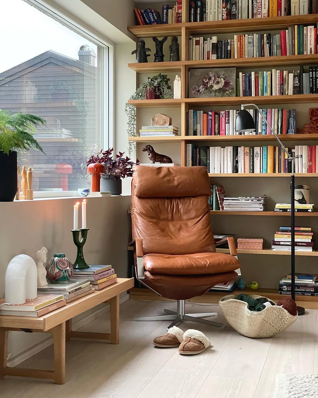 Warm Nordic Swivel Chair
