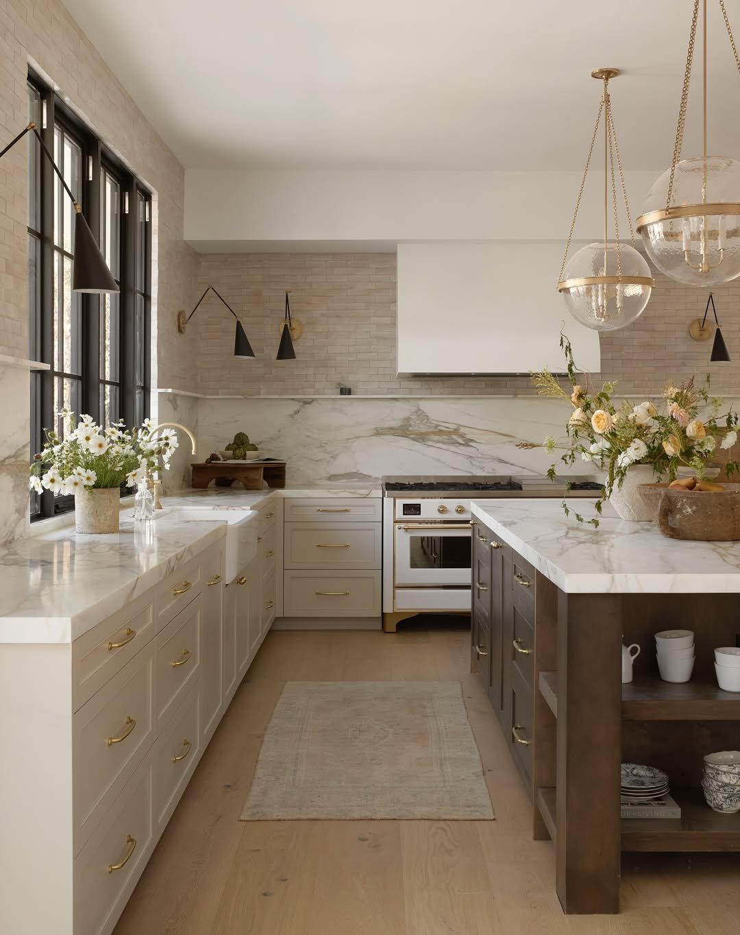 White Kitchens with Moroccan Backsplashes